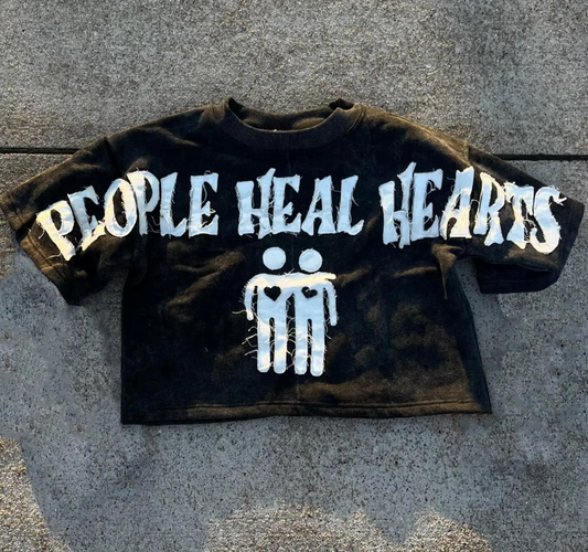 People Heal Hearts - T-Shirt Elevated Streetwear (Unisex)